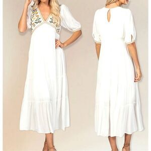 In Bloom Boho embroidered flower midi Dress Size Small